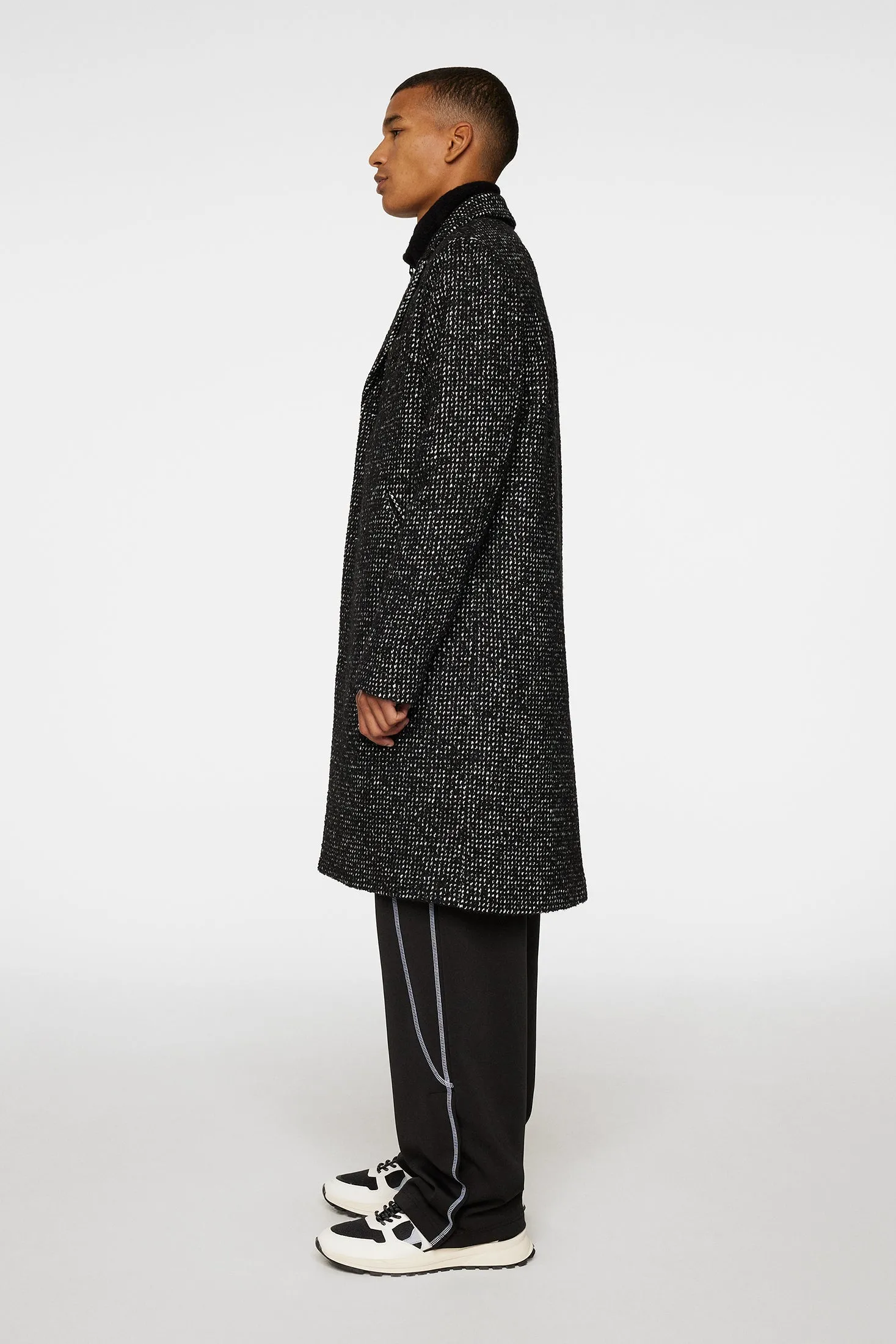 August Wool Coat / Black