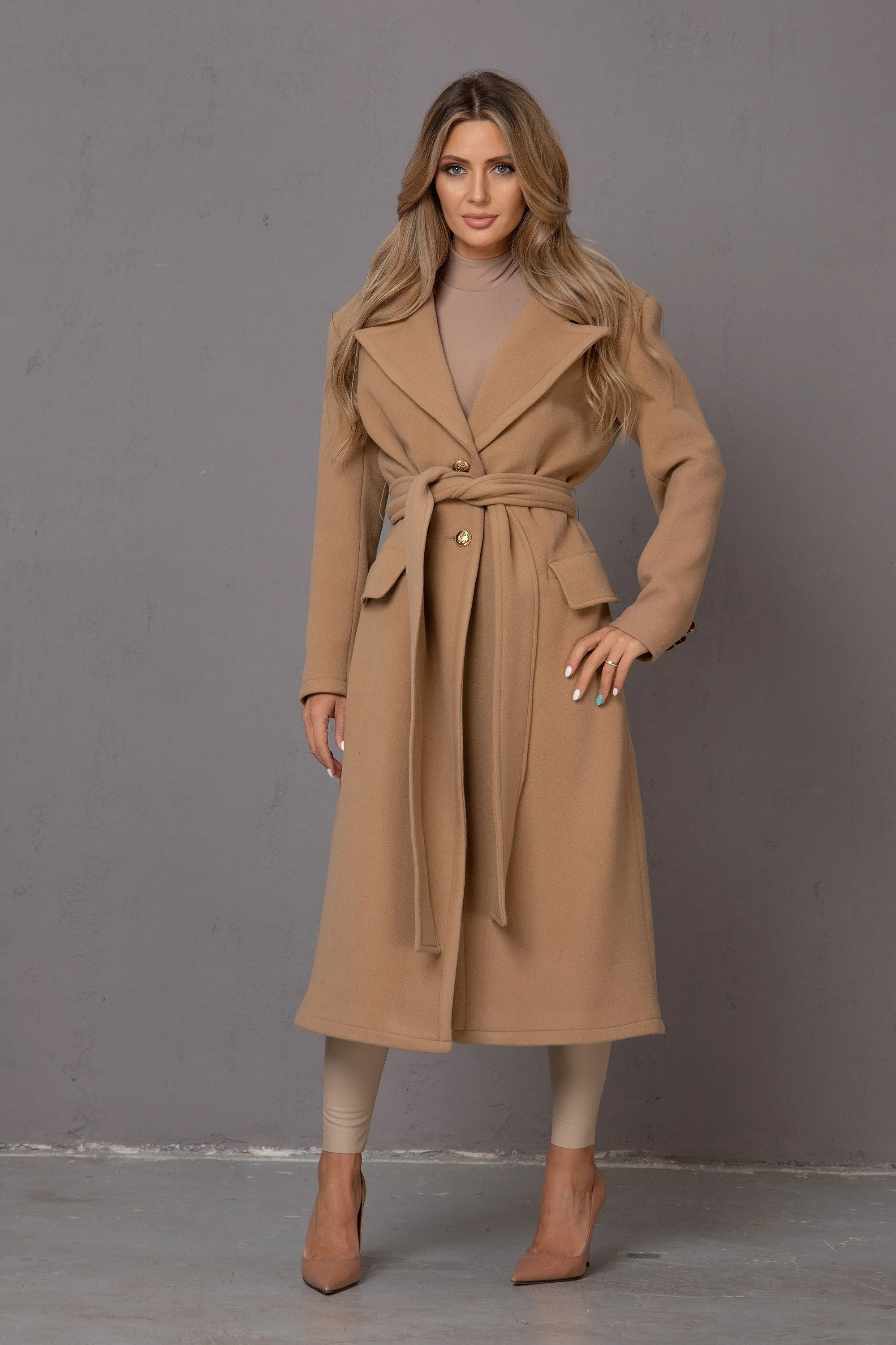 CALF LENGTH OVERCOAT