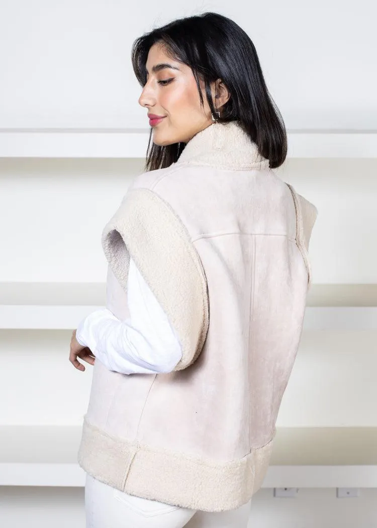 Huntah Sherpa Vest - Almond-***FINAL SALE***