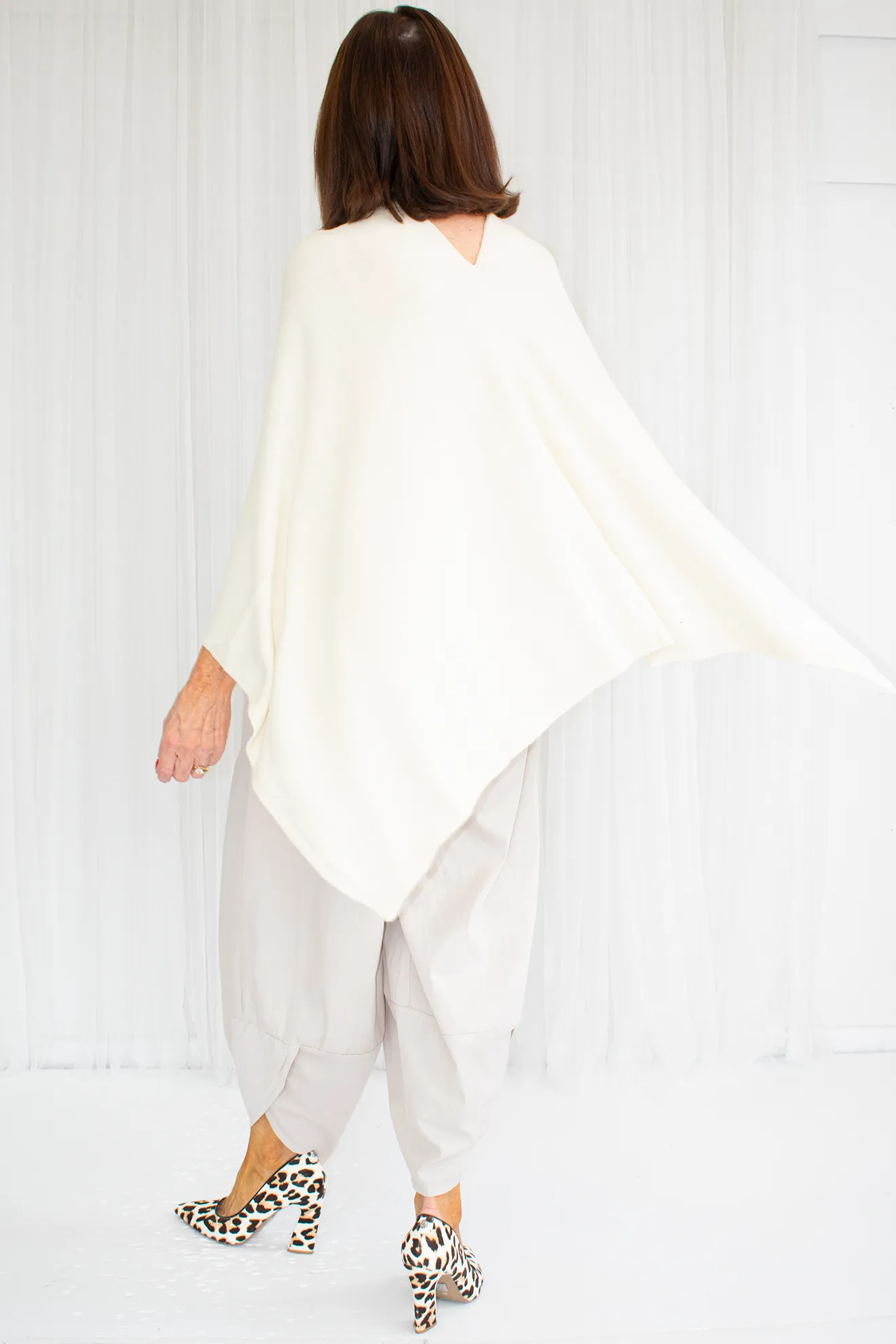 Mollie-Ann Poncho Style Fine Knit in Cream