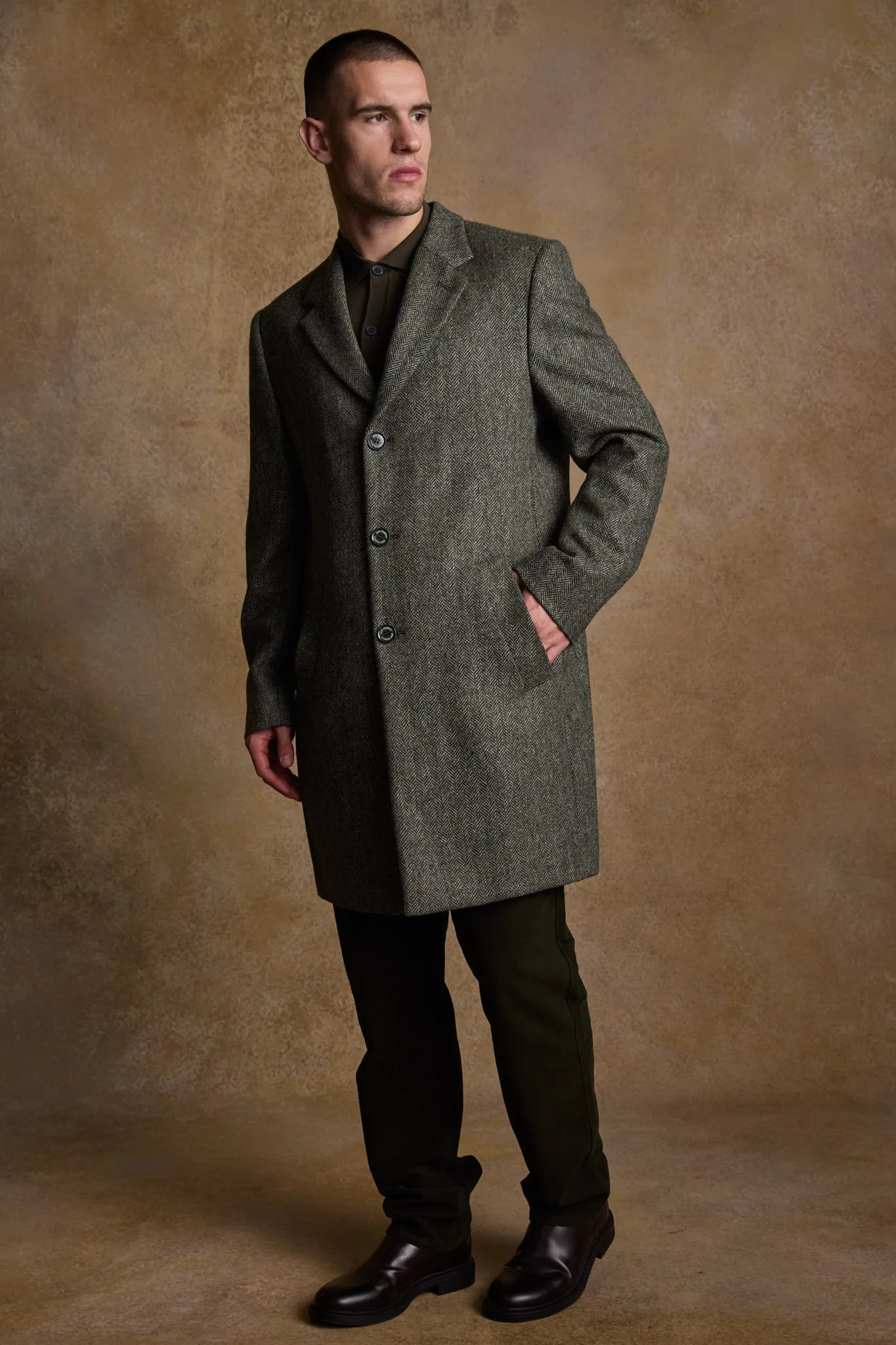 Owen Tweed Coat - Olive Wide Herringbone