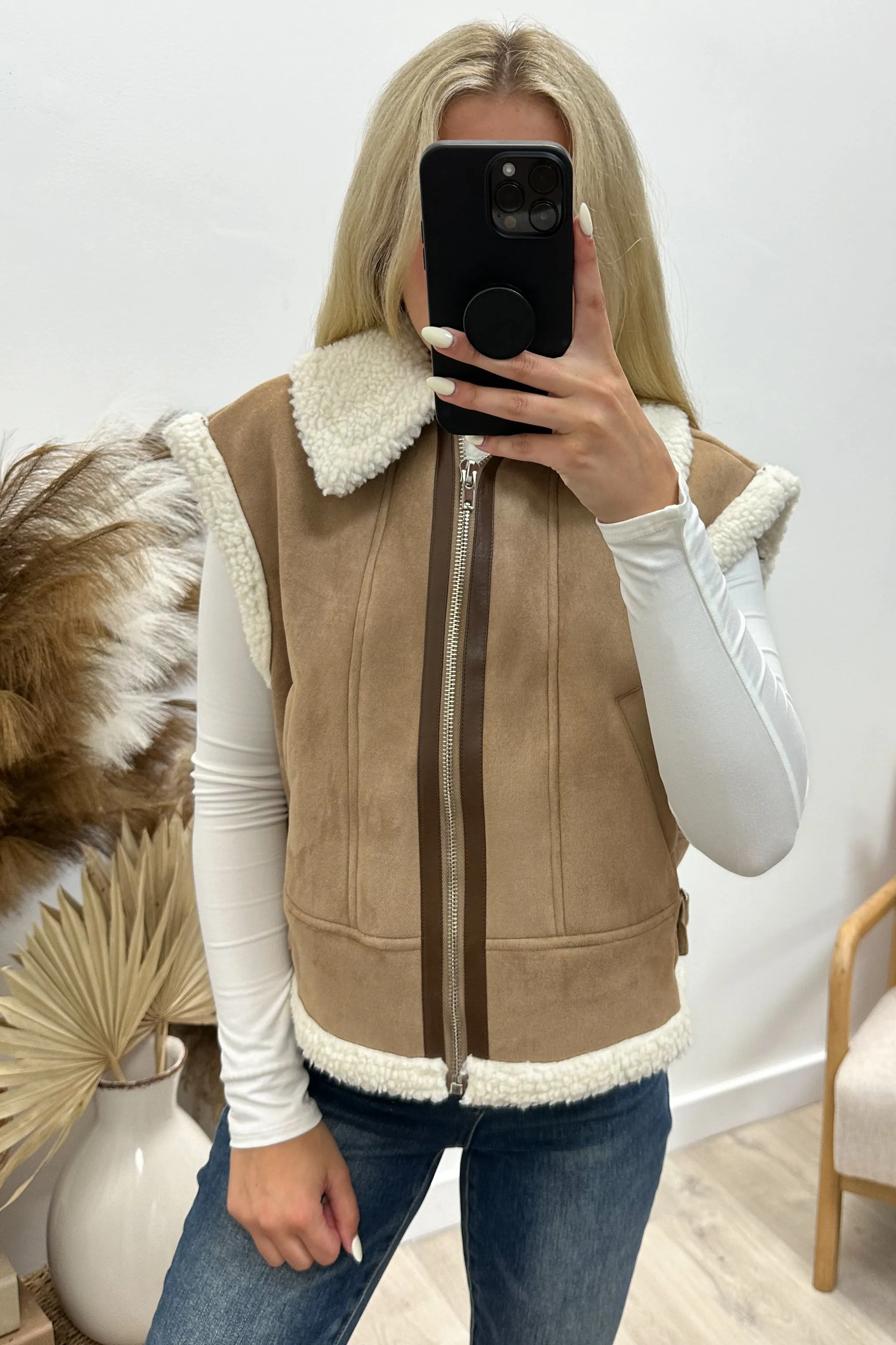 "Suede My Way" Vest (Light Camel)