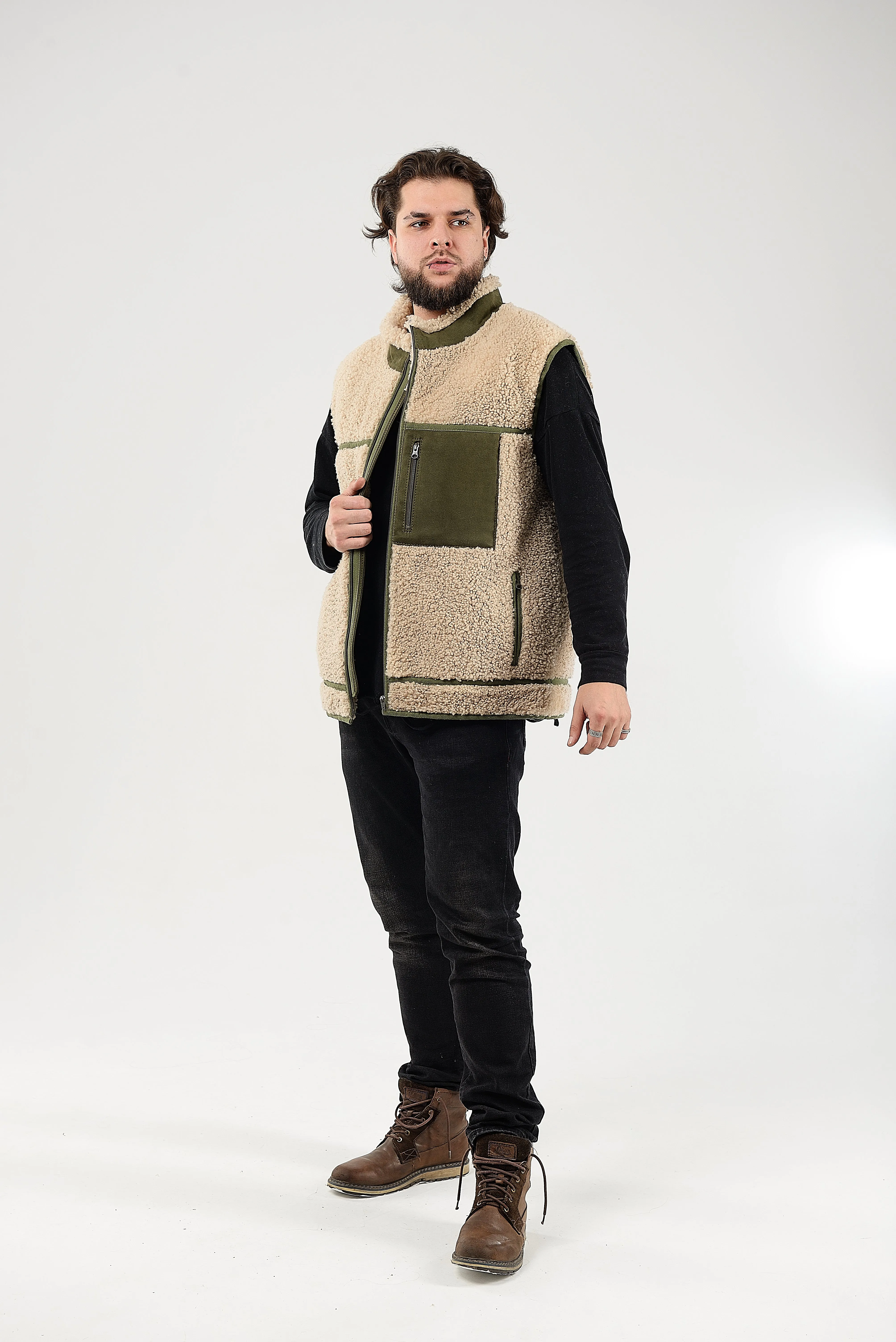 Sheepskin Vest, Collar-Exposed Wool Seams,Beige-green Lightweight And Warm Sleeveless Jacket,Sustainable Clothing,Zipper Closure And Pockets