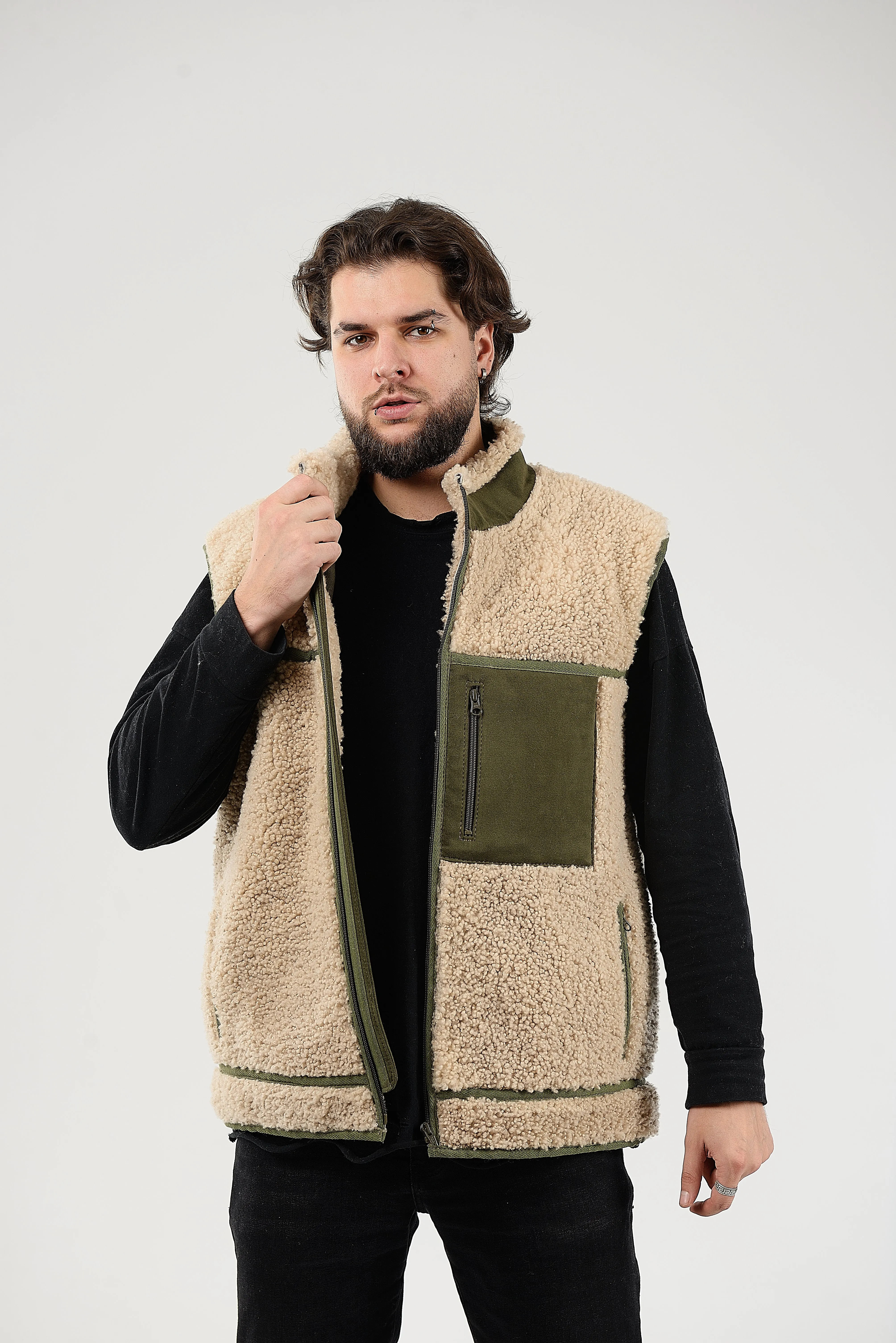 Sheepskin Vest, Collar-Exposed Wool Seams,Beige-green Lightweight And Warm Sleeveless Jacket,Sustainable Clothing,Zipper Closure And Pockets