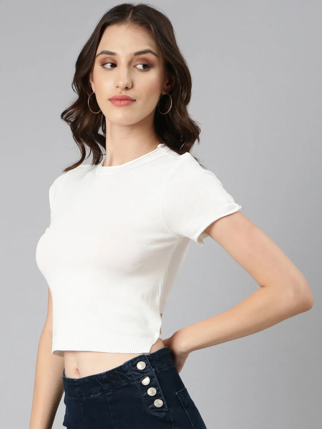 Women Off White Solid Fitted Crop Top